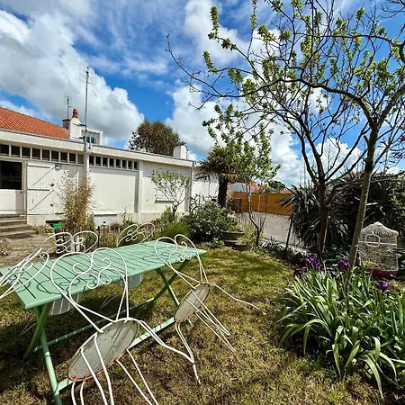 Hébergement de vacances Maison Saint-jean-de-monts, 4 Pièces, 6 Personnes - Fr-1-652-15 Saint-Jean-de-Monts